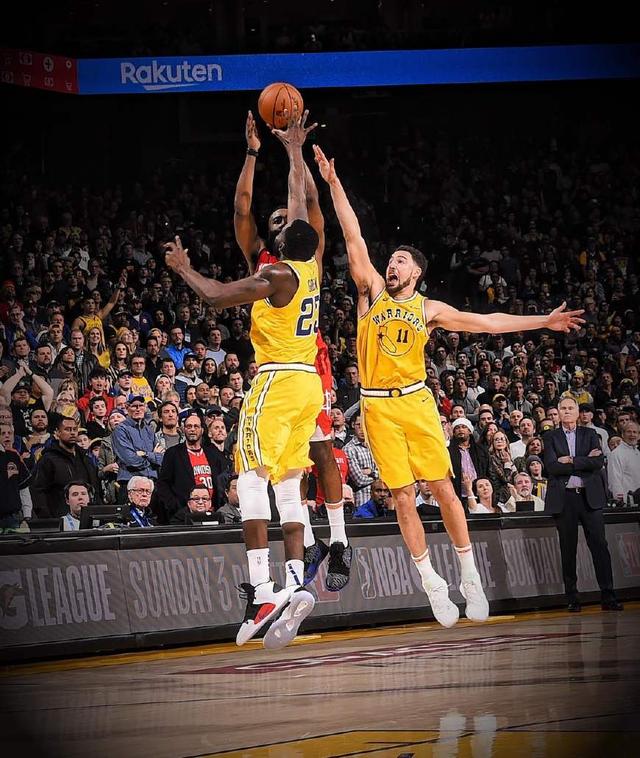 剑南春｜米兰1-0拉齐奥暂登顶，莱奥制胜，托莫里献助攻（剑南春｜莱奥破门托莫里送助攻，米兰1-0小胜拉齐奥暂居榜首）