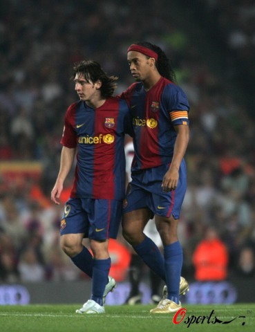 CBA首轮本土球员表现抢眼，最佳球员花落谁家？（CBA首轮本土球员大放异彩，谁是本轮最佳？）