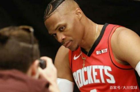 狼群日记｜年终神仙局 华子绝平三分加时遭逐 约老师56+16+15一锤定音！（狼群手记 ｜ 年末神局：华子压哨三分追平却加时被逐，约老师56+16+15一锤定音）