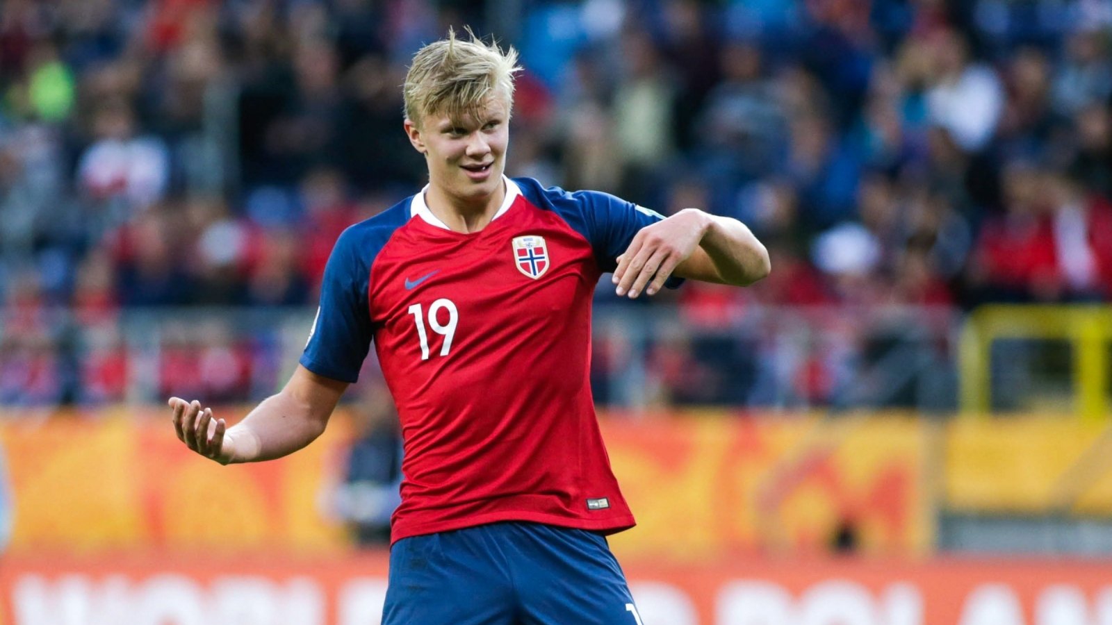 中超联赛总结：积分榜前三分析,（中超赛季盘点：积分榜前三深度解析）