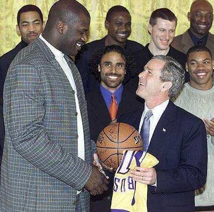 12月20日NBA看点：唐斯有望PK恩比德，雷狼再次正面相遇（12月20日NBA前瞻：唐斯或与恩比德上演对决，雷霆与森林狼再度交锋）