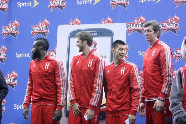 NBA战报：小瓦格纳37+6+7，布伦森空砍33+11，尼克斯121-133不敌魔术（魔术133-121击退尼克斯：小瓦格纳37+6+7，布伦森33+11难救主）