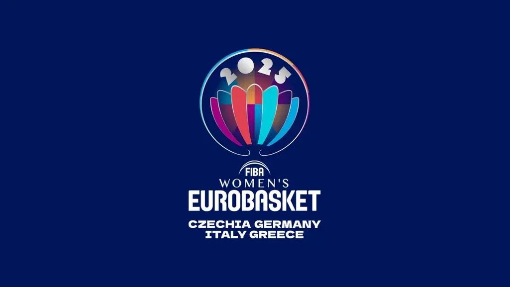 为国出战14次打进1球，尹鸿博获得印有19号的国足纪念球衣（尹鸿博获国足19号纪念球衣：14次出场打入1球）