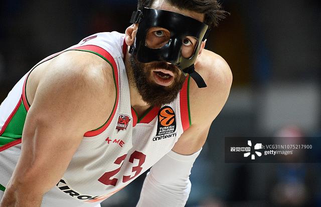 克雷莫内塞vs罗马：瓦尔迪、奥代罗首发，洛伦佐-佩莱格里尼、克里斯坦特出战（克雷莫内塞对阵罗马：瓦尔迪、奥代罗先发，洛伦佐-佩莱格里尼与克里斯坦特登场）