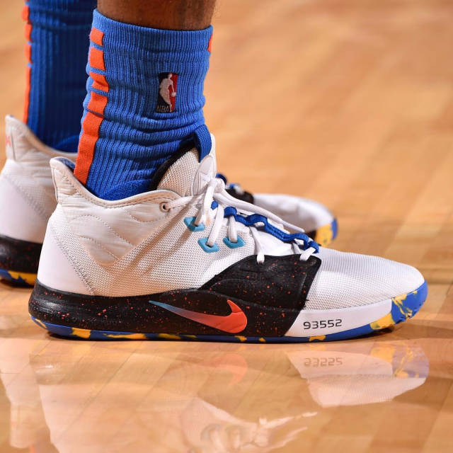 科尔：球员失去首发总是会沮丧，跟库明加交流过了目标一致（科尔：失去首发难免沮丧，已与库明加沟通并达成共识）