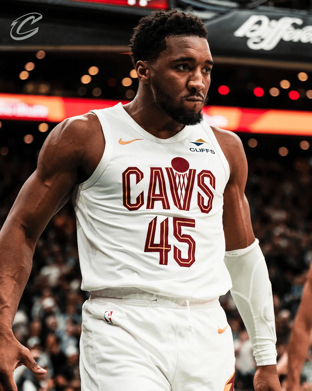 巴黎人报：舍瓦利耶有望迎来国家队首秀，多名轮换球员将出场（巴黎人报：舍瓦利耶有望上演国家队处子秀，多名轮换球员预计登场）