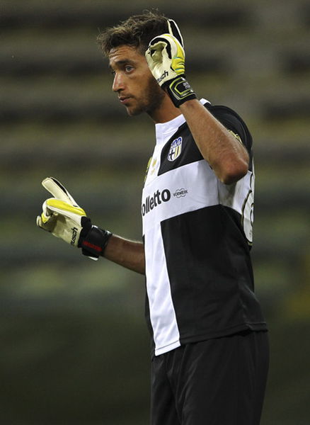 记者：红军已向科纳特开最后一份报价，若他接受将成顶薪之一（记者：利物浦向科纳特递上最终合同，若同意将跻身队内顶薪行列）