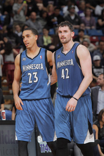 邮报：奥纳纳和埃托奥长期有矛盾；姆伯莫预计是喀麦隆新队长（《邮报》称奥纳纳与埃托奥积怨已久，姆伯莫或出任喀麦隆新队长）