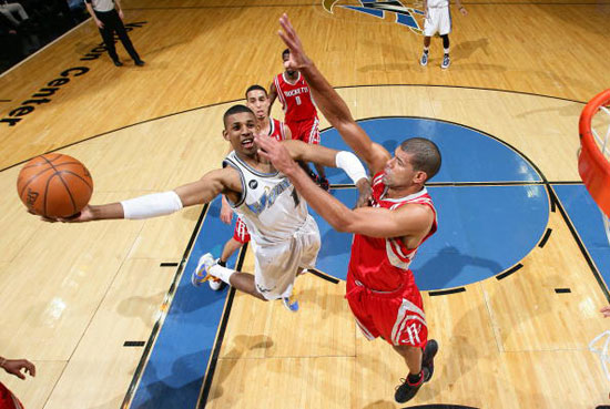 那不勒斯vs卡利亚里：霍伊伦、小麦替补，卢卡、埃尔马斯出战（那不勒斯迎战卡利亚里：卢卡、埃尔马斯出战，霍伊伦、小麦列替补）