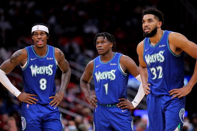 雷霆16连胜期间净胜对手333分 创NBA历史连续16场净胜纪录！（雷霆豪取16连胜累计净胜333分，改写NBA连续16场净胜纪录）