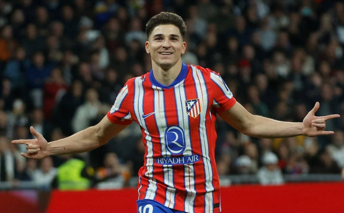 狼队防线改善主场迎战曼联，英超对决比分或1-1、2-2（狼队防守回暖主场对阵曼联，英超一战或以1-1或2-2告终）