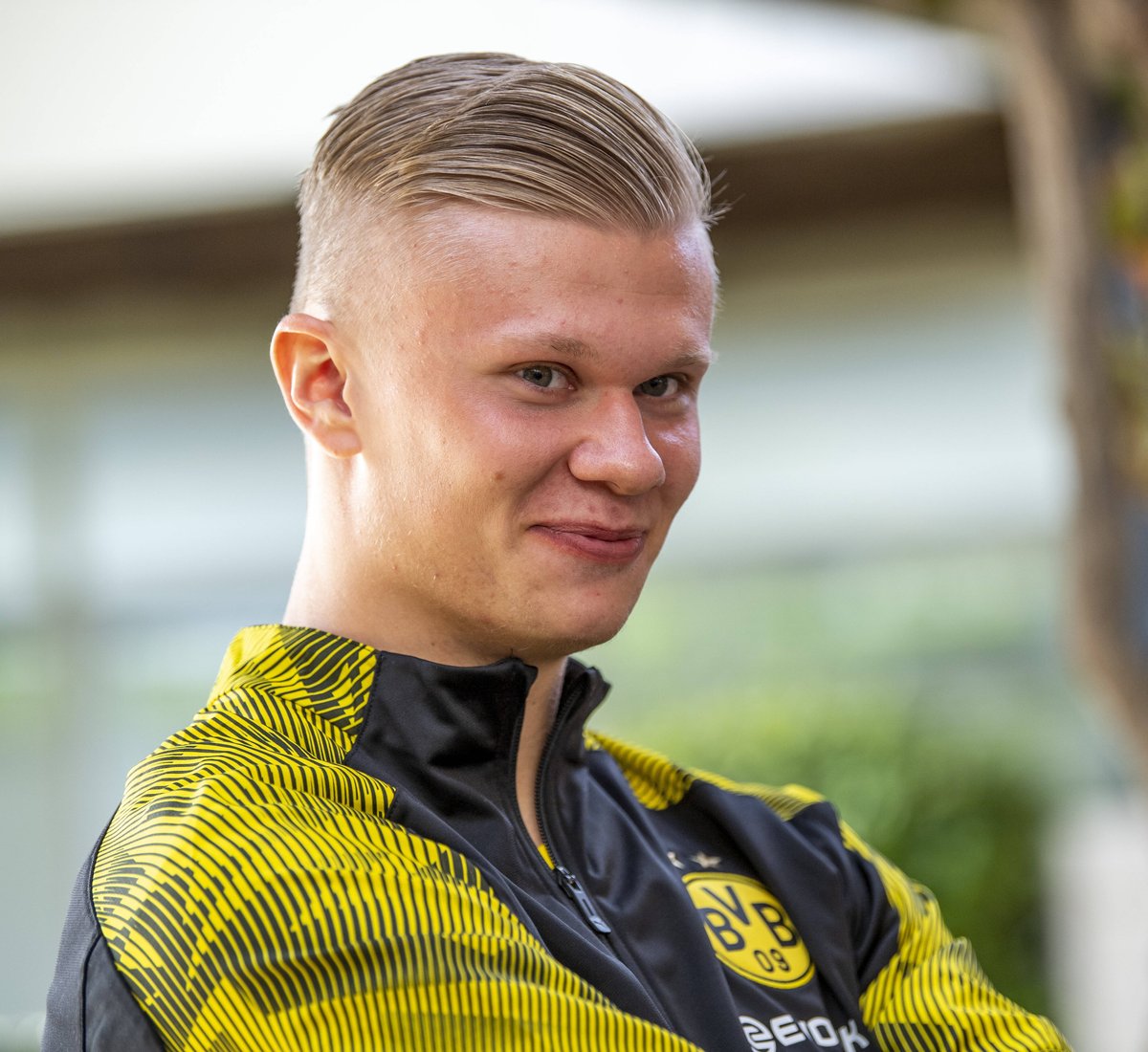 讨论室：右路三大将离队！你觉得非洲杯期间曼联能赢几场？（热议：右路三将缺阵，非洲杯期间曼联能拿几场胜利？）