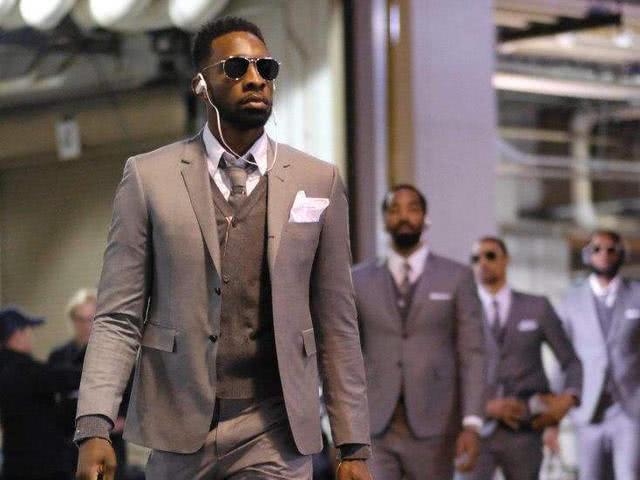 梅开二度助国米终结连败，劳塔罗当选与比萨一役全场最佳（独中两元助国米止连败，劳塔罗荣膺对阵比萨一战最佳球员）