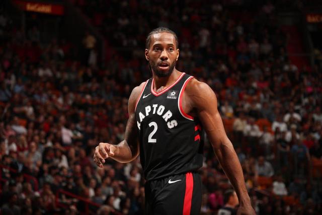 葡媒批评C罗：C罗应该为他的行为道歉，并对此感到羞愧（葡媒指责C罗：应为失当行为道歉并深感羞愧）